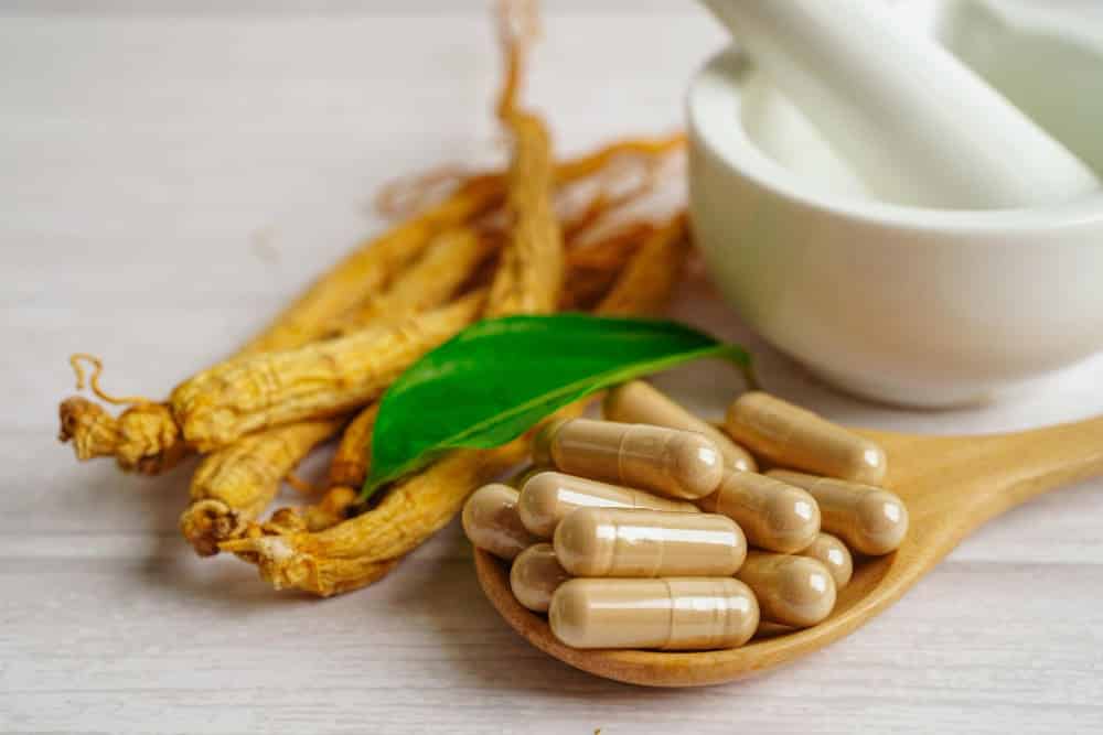 ginseng roots and ginseng capsules